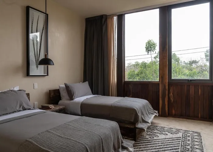Unho Hotel 4*