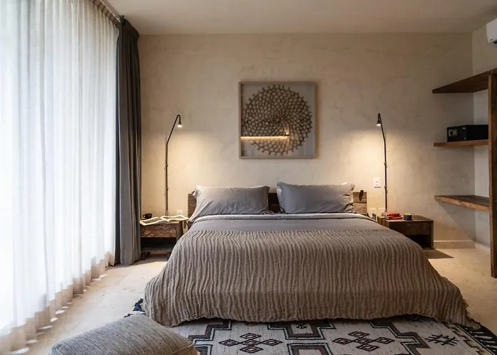 Hotel Unho 4*