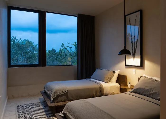 Hotel Unho 4*
